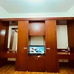 Can Studio - The Manor 2